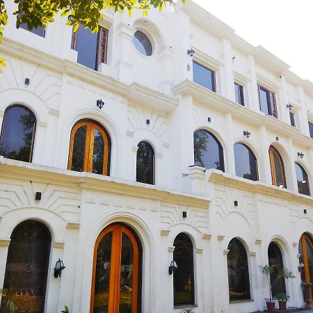 Hotel Kings Retreat Патиала Экстерьер фото